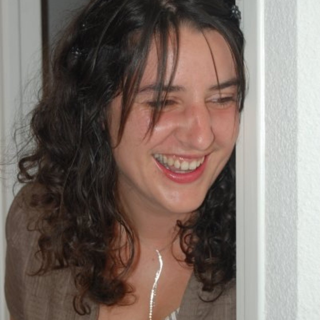 34 ans, clermont ferrand. Plus libre que folle, ou l inverse ... Éducatrice , Voyageuse, rêveuse, amoureuse !