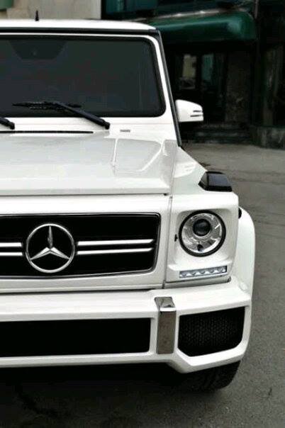 HIS_Grandeur's profile picture. Follow me as I follow Him_The LORD is my rock,  He is my stronghold !