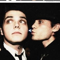 #Echelon #Killjoy #30STM #MCR #GreenDay #BringMeTheHorizon #BFMV #Placebo #ThePrettyReckless #Supernatural #Sherlock Люблю жену @selty_318 мама-@divaIer