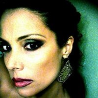 Eliza Llewellyn (@lizalunar) 's Twitter Profile