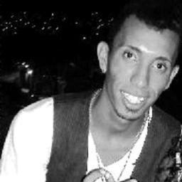 Olá,sou compositor,ator,dançarino.
