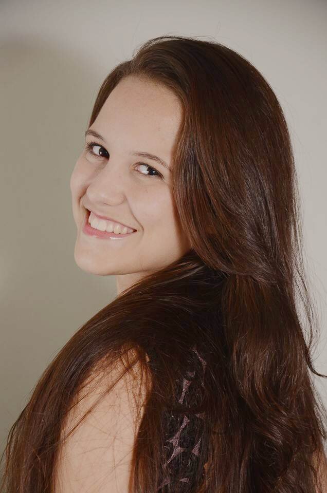 A vida real do ser humano consiste em ser feliz, principalmente por estar sempre na esperança de sê-lo muito em breve.