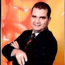 Consultor de empresas especialista em marketing digital