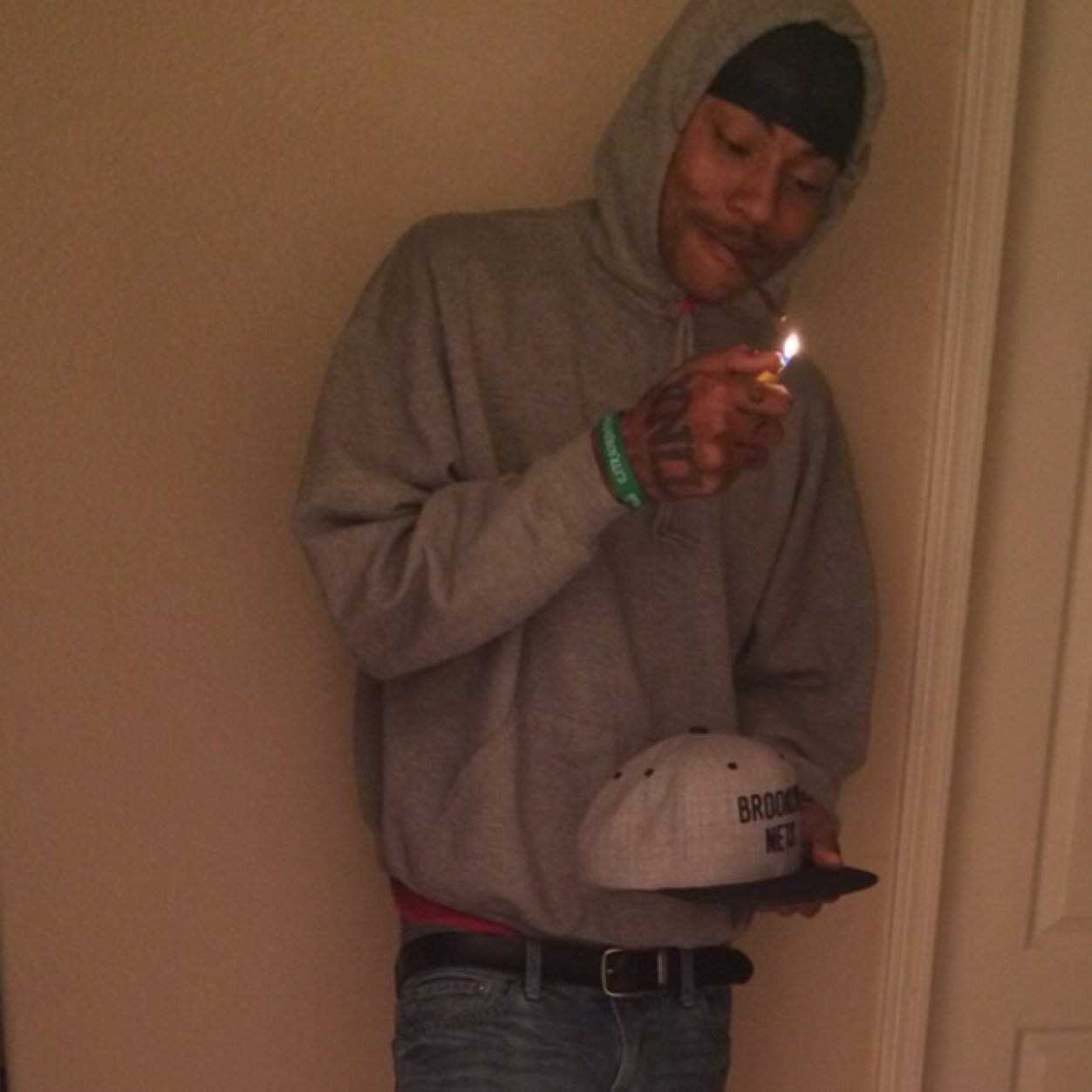 TheRealAveryLee's profile picture. email :yaboifree@yahoo.com soundcloud:Avery Lee                           IG: Kingizzylagacy