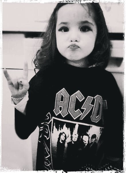 Adanedhel30's profile picture. 