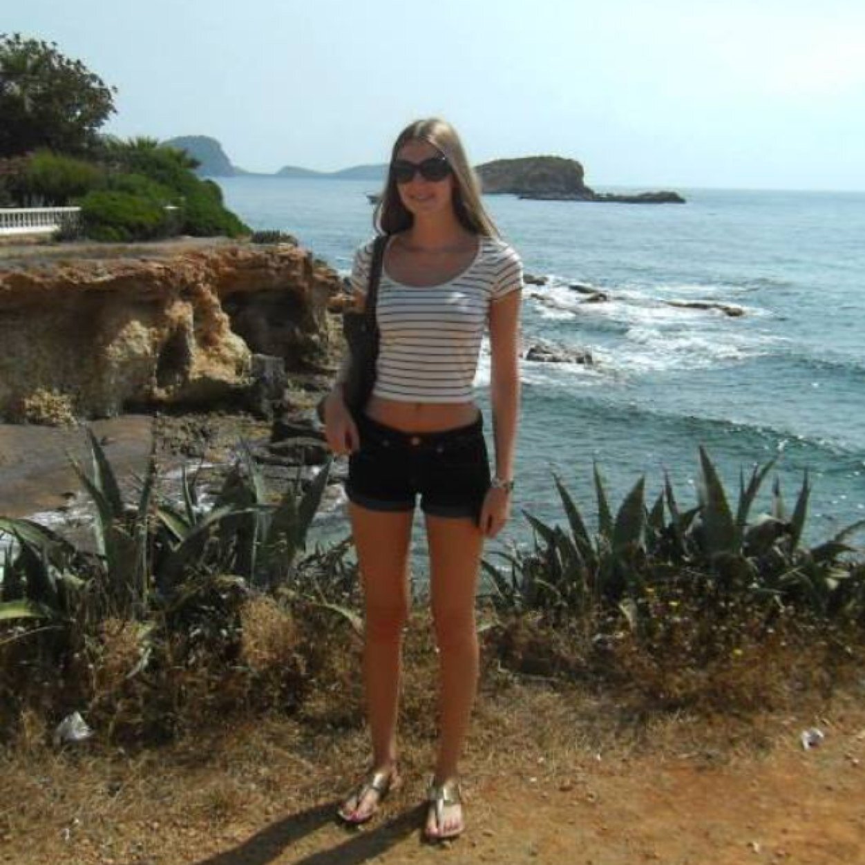 Anna_94x's profile picture. live, laugh, love.