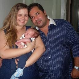 Até aqui nos ajudou o Senhor! Família Santana :))