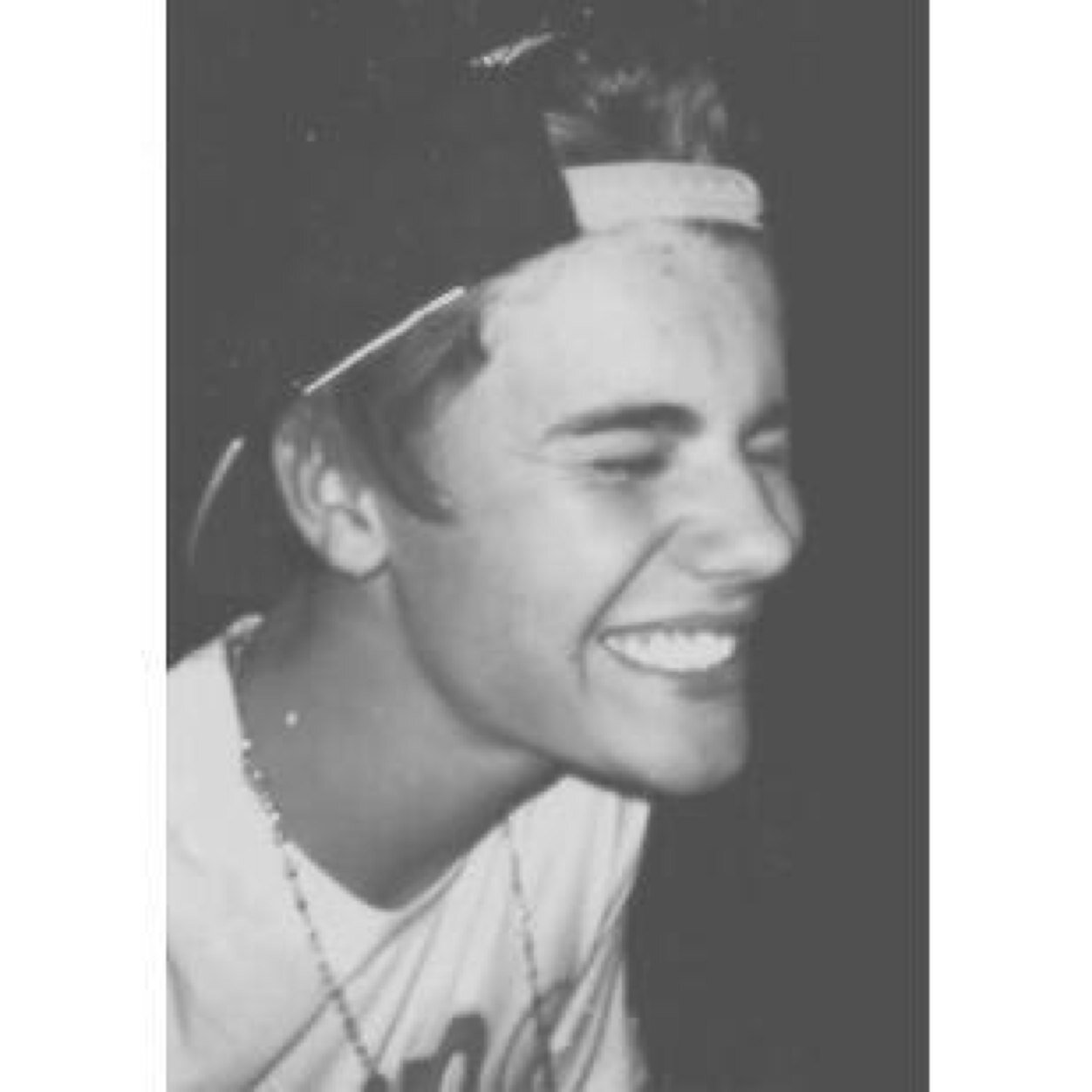 Justin Bieber|One Direction|5SOS|Jeydon Wale follows|Niall Horan and Michael Clifford are my sunshine☀️