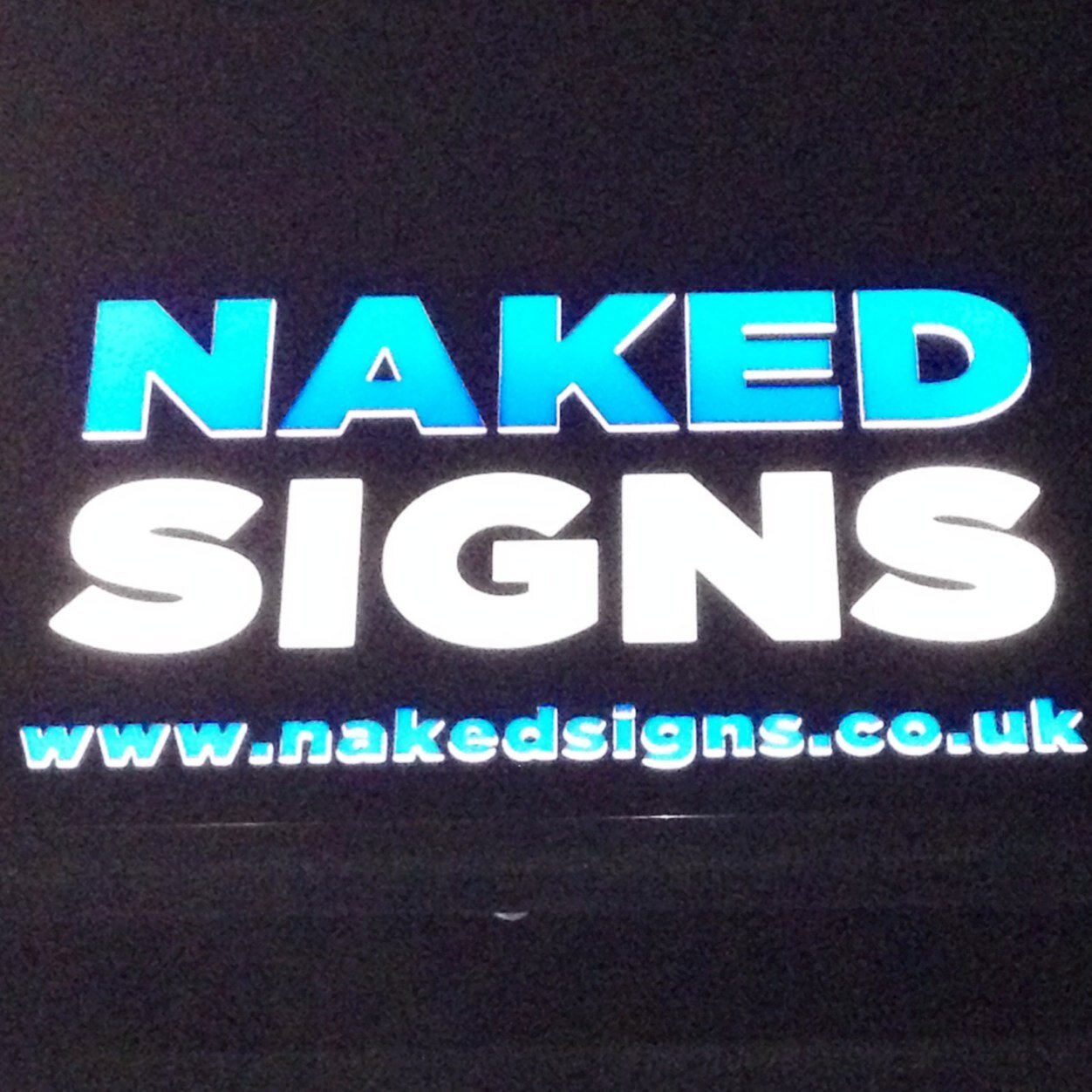 Over 25 years in Signage & Display Industry. Fresh Thinking, Innovative Ideas, Keep Moving Forward