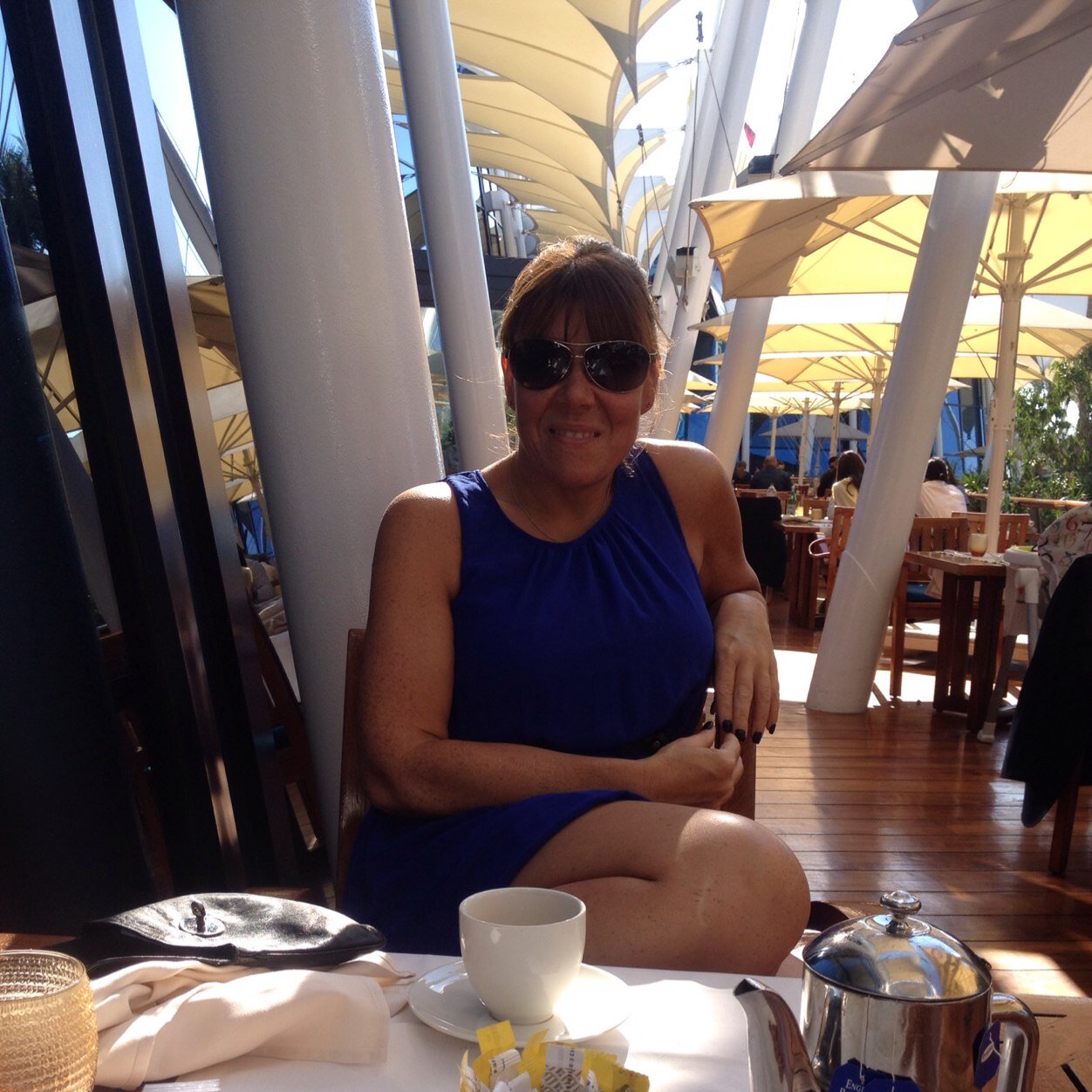 Former fat knacker, size 22, now size 12. Boss to wired hired dacshund lovingly called Lentil JD is my God & lover.
