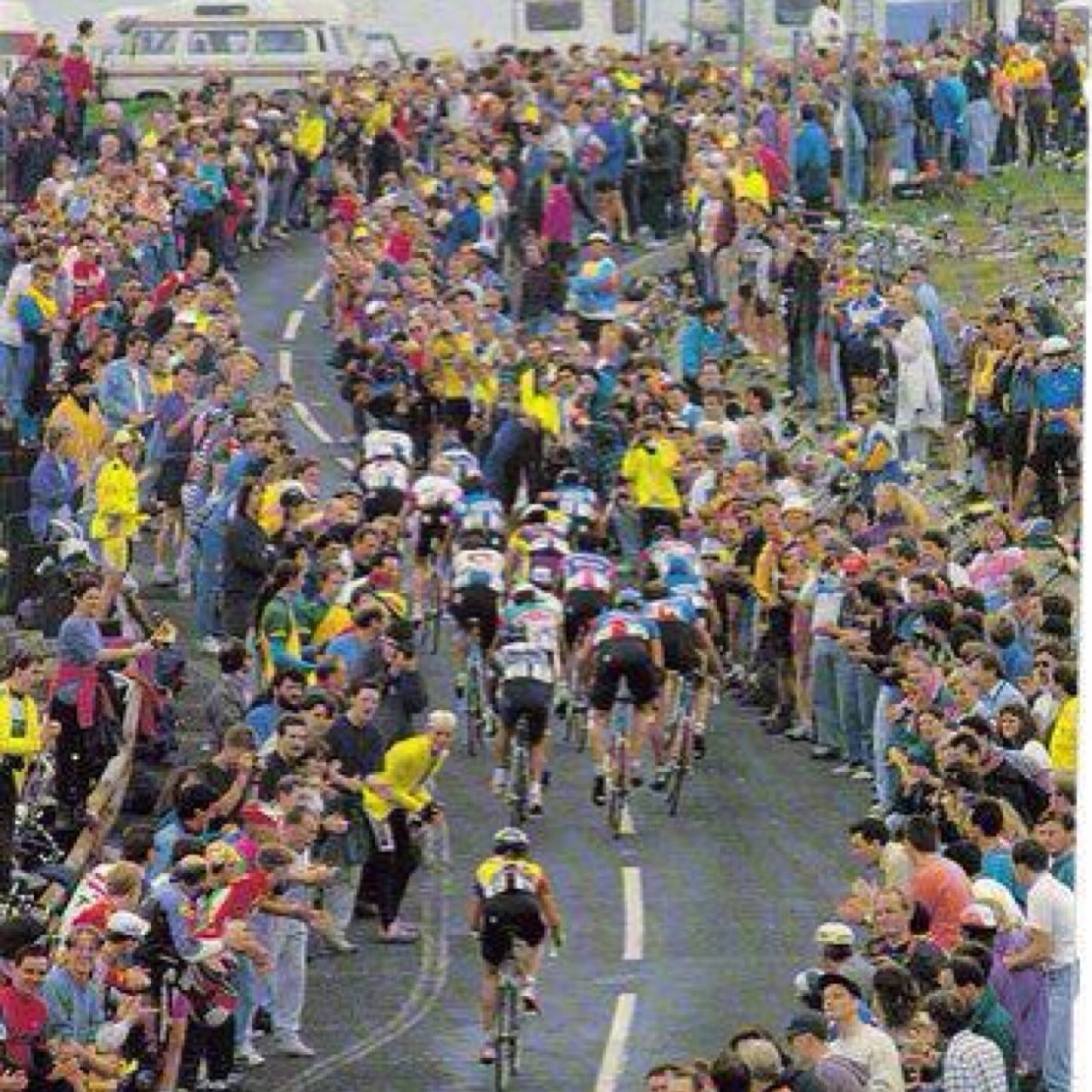 We are the nearest flat campsite to the iconic Holme Moss - the most challenging climb for cyclists in the 2014 Tour de France Grand Depart in Yorkshire.