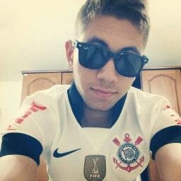 Aqui é Corinthians, segue que o resto você descobre depois!