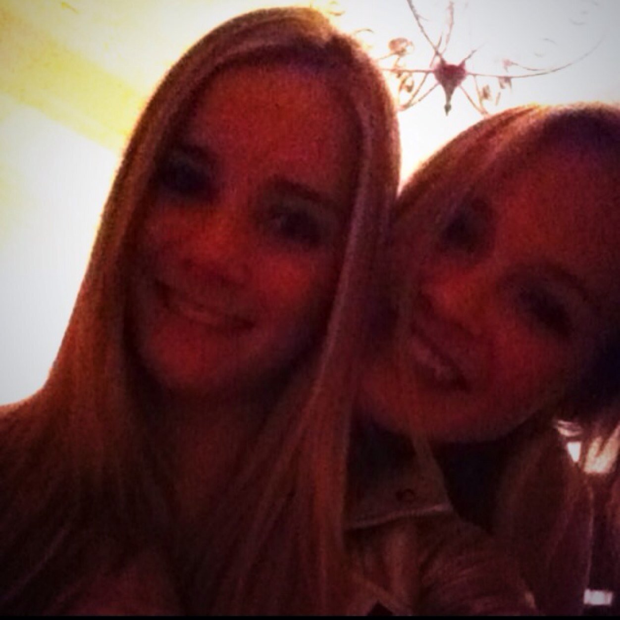 Insta; xliefsdaniek Snap; xliefsdaniekx