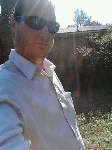 dekesp8's profile picture. 