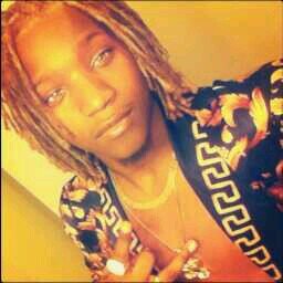 Official fan and promoting page for Skyy Goldracks! Paradise the mixtape coming soon! #TEAMGOLD