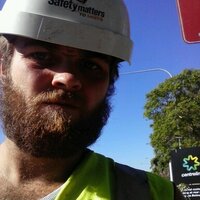 Quinn (@beardabroad) Twitter profile photo