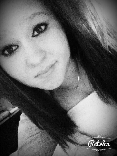 The names Aubrey. I blow my candles out January 22.  #Always turntup!  All about the thug life.(; #LilwayneFanForLife.(;