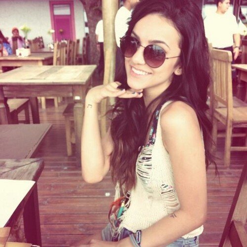 Manoela, eu seria capaz de tudo por vc, eu te amo. Os haters sempre acham defeitos em ti, mas eu nao acho nenhum, pq eu te amo, e amo tds seus defeitos.