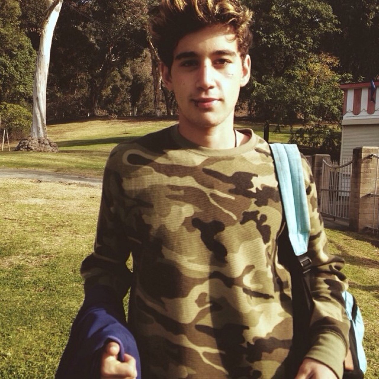 beauismydorito's profile picture. FOLLOW @Livingslothlife (: