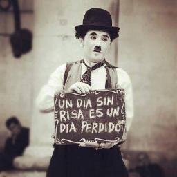 yo y mi mundo de fantacias nada mas, qiero ser feliz soloo, sin compañia de nadie que se crea alguien