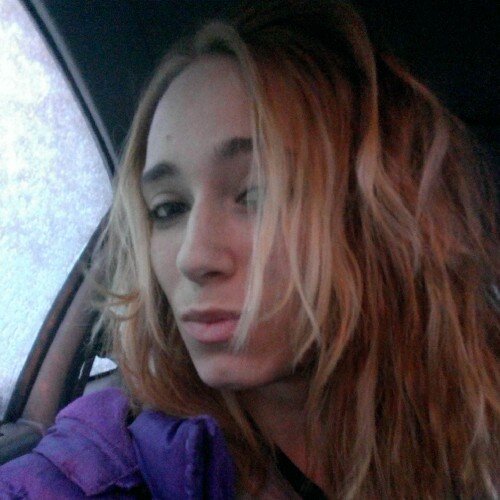 21, spunky, bubbly, sassy, random, fun, loving. Love animals especially cats n horses...listen to all music. Love to sing and write...party hard, work hard.