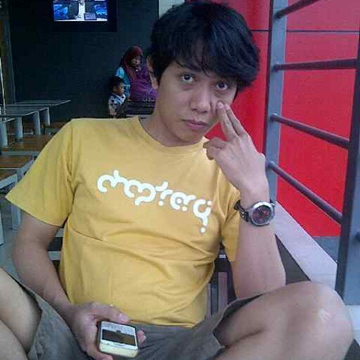 The man who sold the world,grungeaddict,gitaris kamar,bukan penjahat,bukan brandalan,Romanisti,
