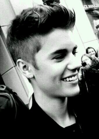 @justinbieber aka my life