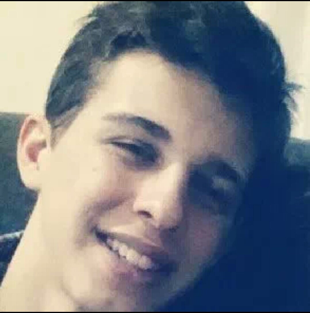 O segredo da felicidade não é fazer o que se gosta, mas em se gostar do que se tem que fazer.