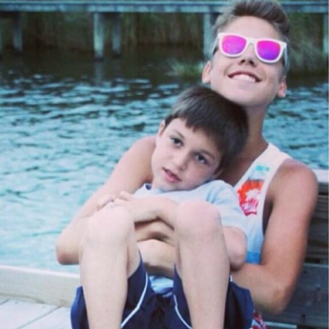 swineinfection's profile picture. Followed by @TheMattEspinosa 01/13/14