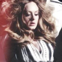Have you ever loved someone so much, you'd give an arm for? I LOVE YOU @OfficialAdele #Daydreamer4EVER
