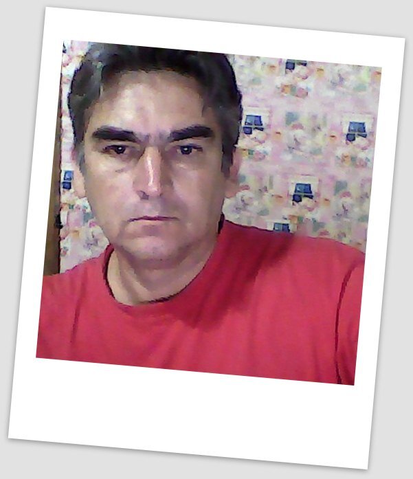excelente amigo,compañero,colega,......