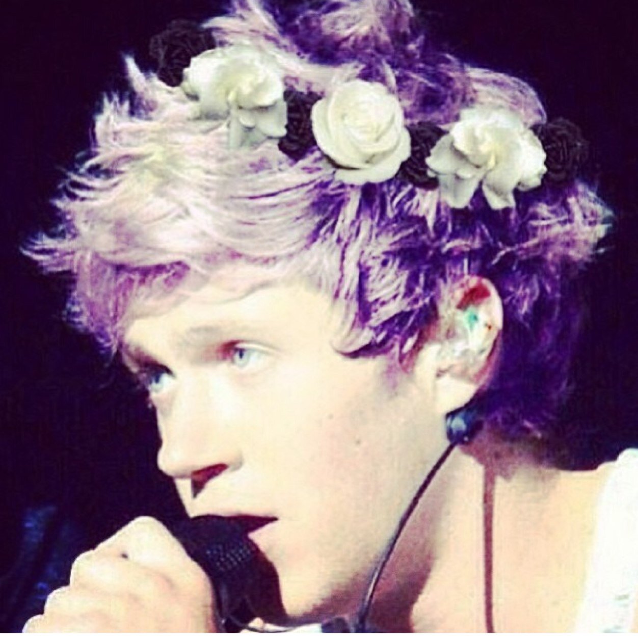 _1D_infection_1's profile picture. I have more OTPs than friends•Midnight Memories kills my ovaries•It's not just a band to me•1D doesnt give a damn about me cause I'm just a teenage fangirl baby