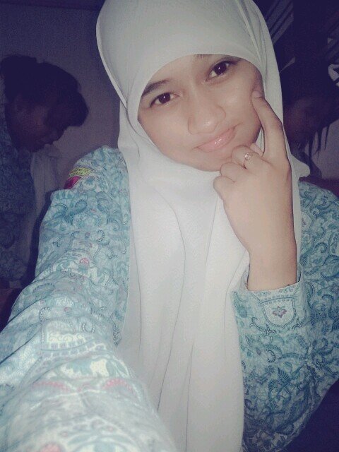08 maret 1996 / surabaya / Smkn10 sby MultiMedia II /  you mention me and I'm follback you :D