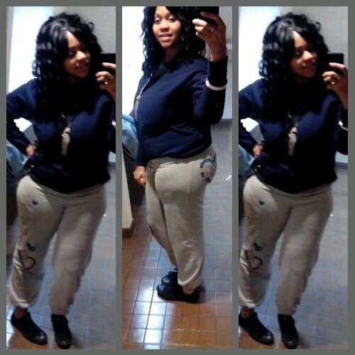 Go Ahead & Finger Fuck My Follow Button,Im Cool Laid Back Don't Care Wat Ppl Got To Say About Me. My Name Is Tea &Im Yellow ^__^