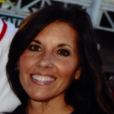 DillyDallee's profile image