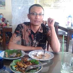 1984lovers's profile picture. 