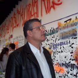 Professor, Engenheiro Eletricista, projetista de soluções eletrônicas nas áreas de segurança e telecomunicações.