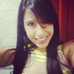 15 anos, Estudante, Evangélica, Serva do Deus Vivo, Mimada, Manhosa e Dramática ^^ Flamengo ♥, Chocolate, Refrigerante, Poemas&Poesias, Crianças, Música e Dança