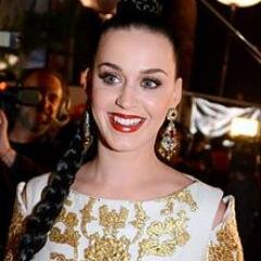 We are the die hard fan of Katy Perry, I will retweet your post if you tweet about #Katyperry- Follow me to join the club.