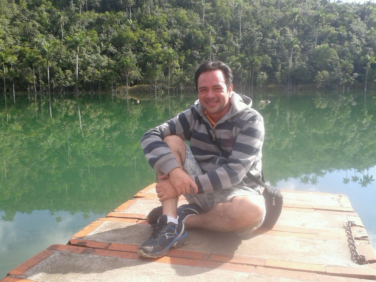 Solo busco activos velludo de Caracas