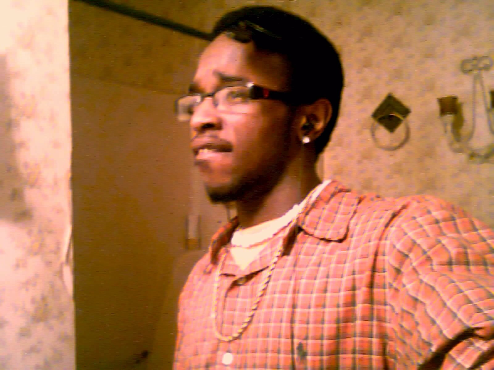 if u knw me den u know me, if u dnt den fuk ya.