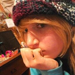 17•Bisexual•Single•That looks tasty ;3