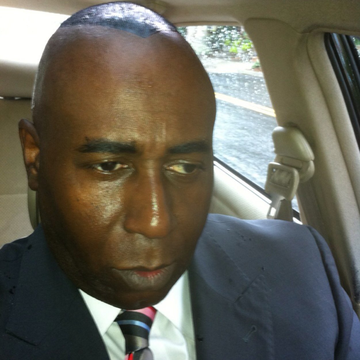 Commodities/Commercial Real Estate Broker PR•Ad Agency Owner i