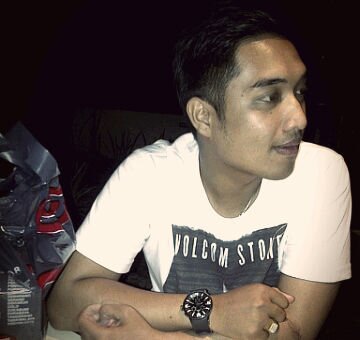 Husband @DhitaVoo || 9'4'09 .FS awal ♥ KuU