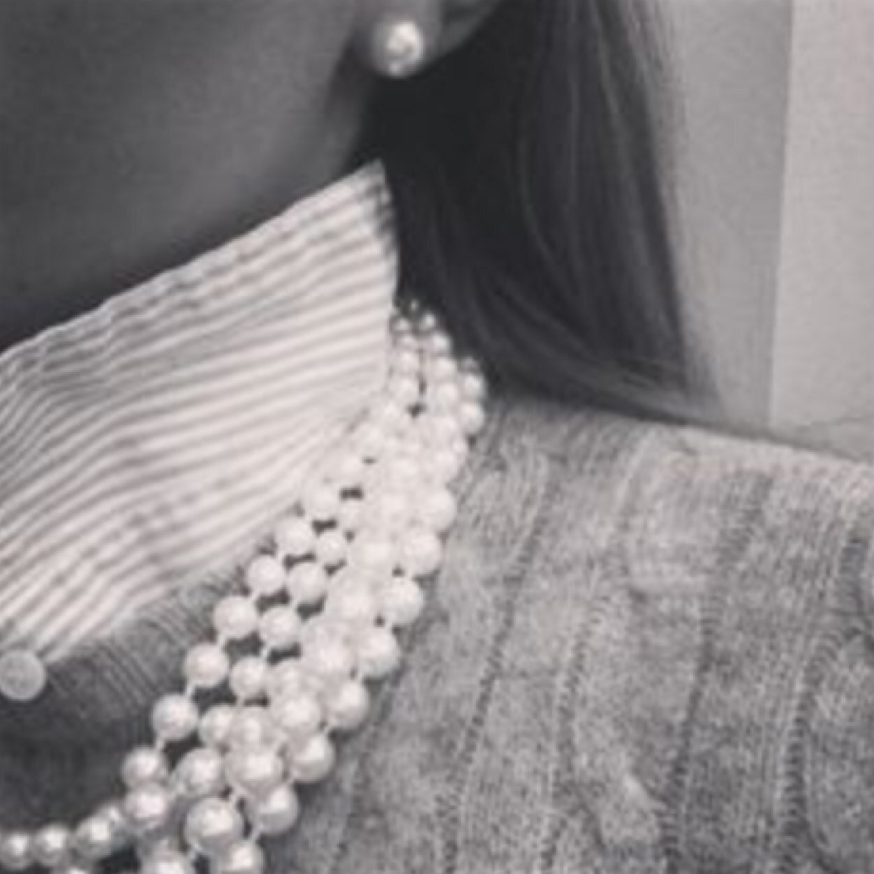 chictojours's profile picture. Always be classy. ✨