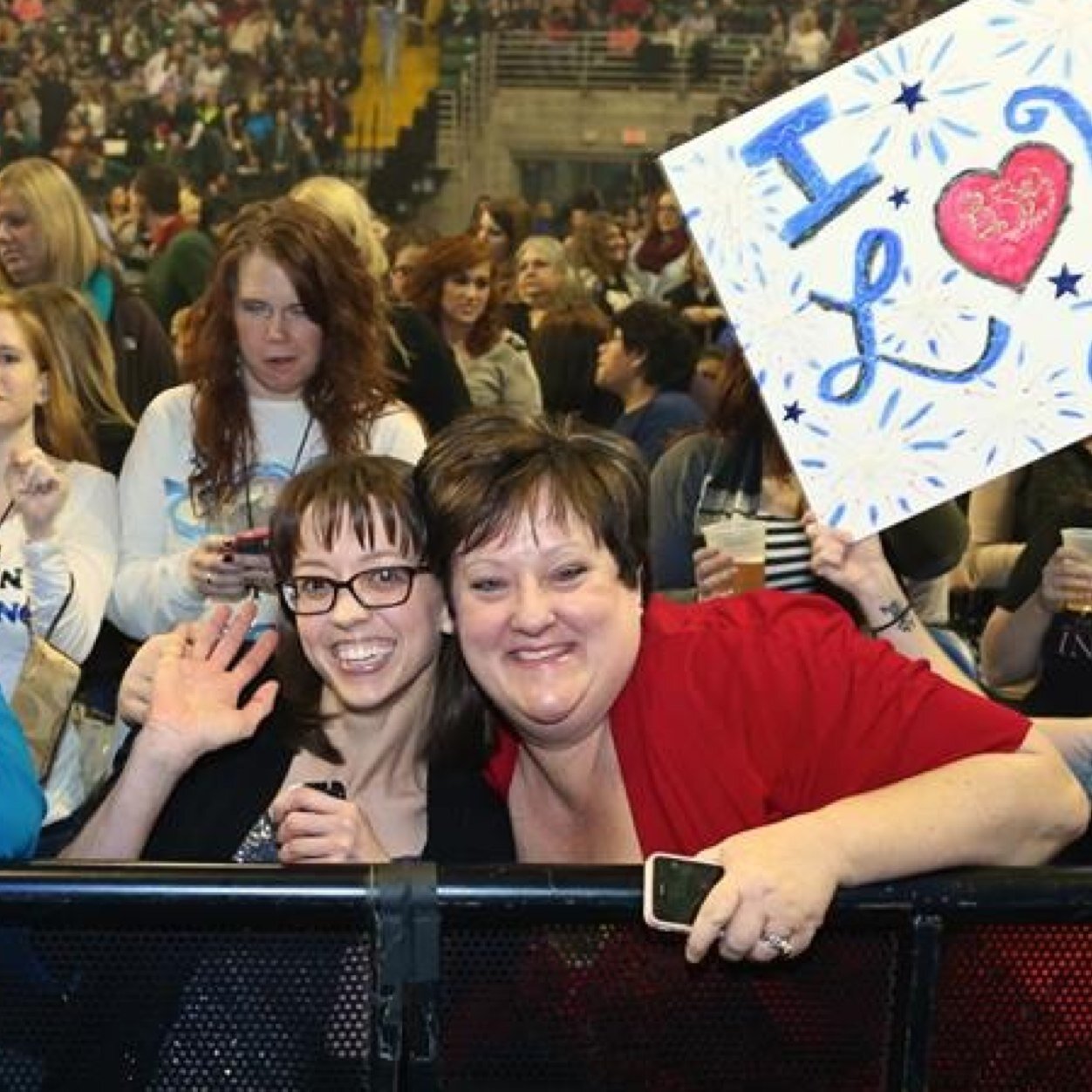 Angelina_M03's profile picture. Elvis & Backstreet Boys Fan - Loving Life in STL!