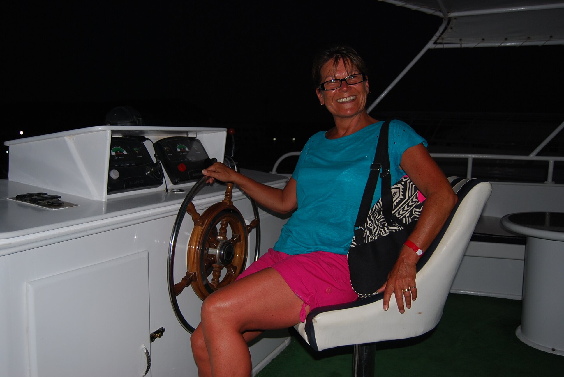 I am planning to retire early with online marketing to create a residual income.