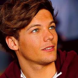 @Louis_Tomlinson is my knight in shinning armor. He saved me in ways he will never understand
