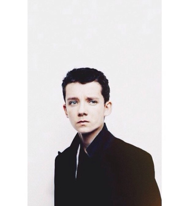 greycdorable's profile picture. greyson is just too perfect to being judge you f'ing loser