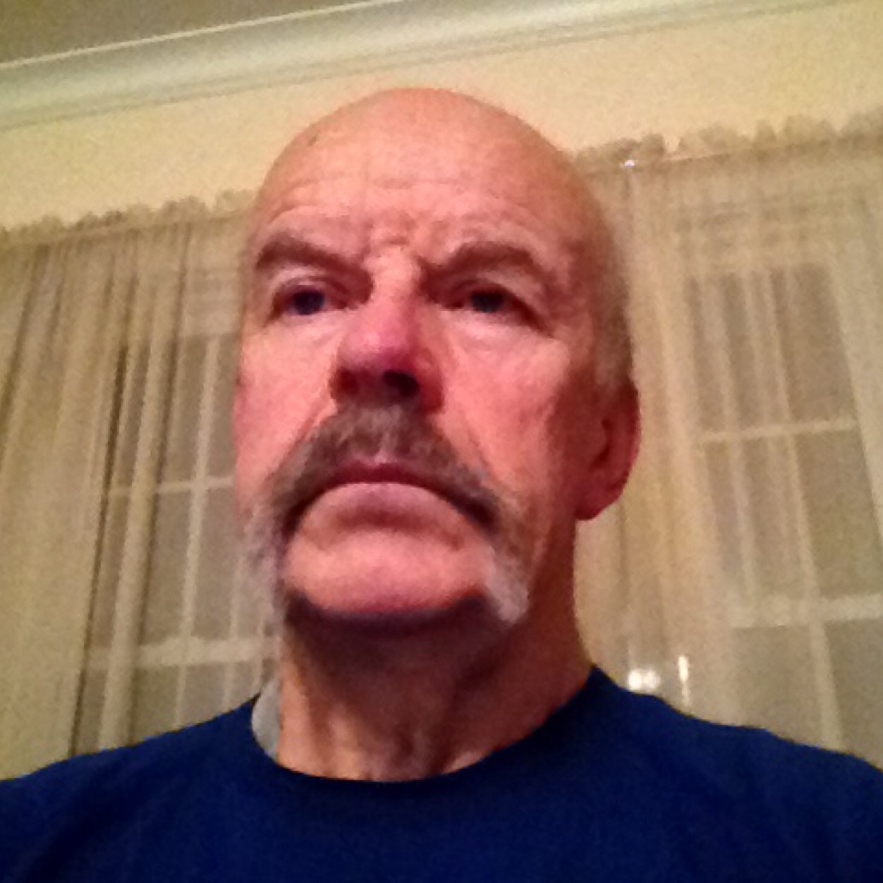 Marine, small businessman, NRA , Tea Party member, Conservative #FairTax